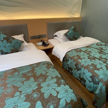 Hongxiang Hotel Гуанчжоу Екстер'єр фото